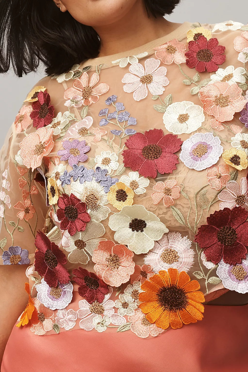 Women's Embroidered 3D Floral Blouse Short Sleeve Crew Neck