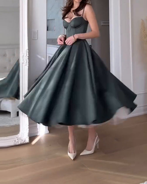 Sleeveless Low-cut Suspender Dress