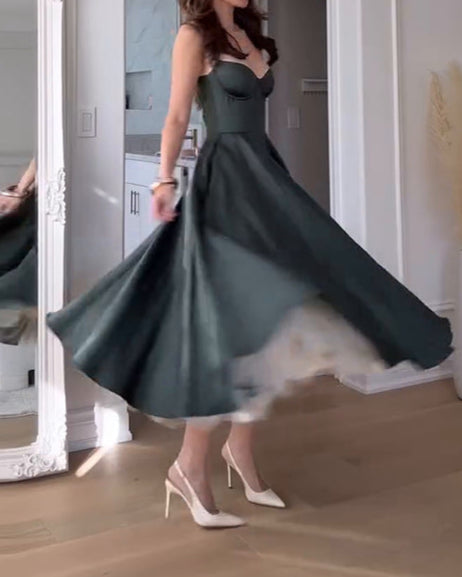 Sleeveless Low-cut Suspender Dress