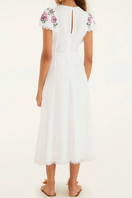 Fresh And Simple Waist-exposed Floral White Dress