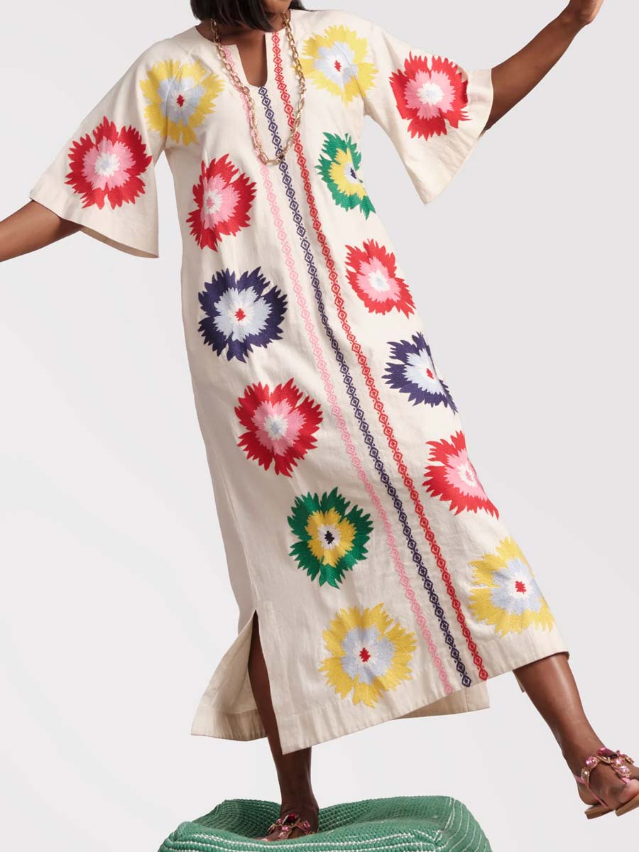 Keyhole Neckline Printed Maxi Dress
