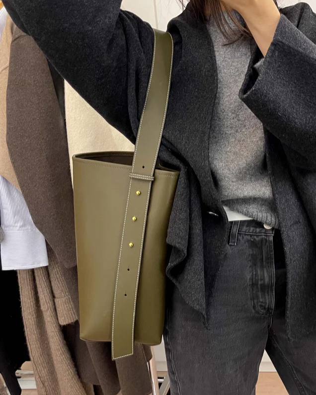 Bucket Tote