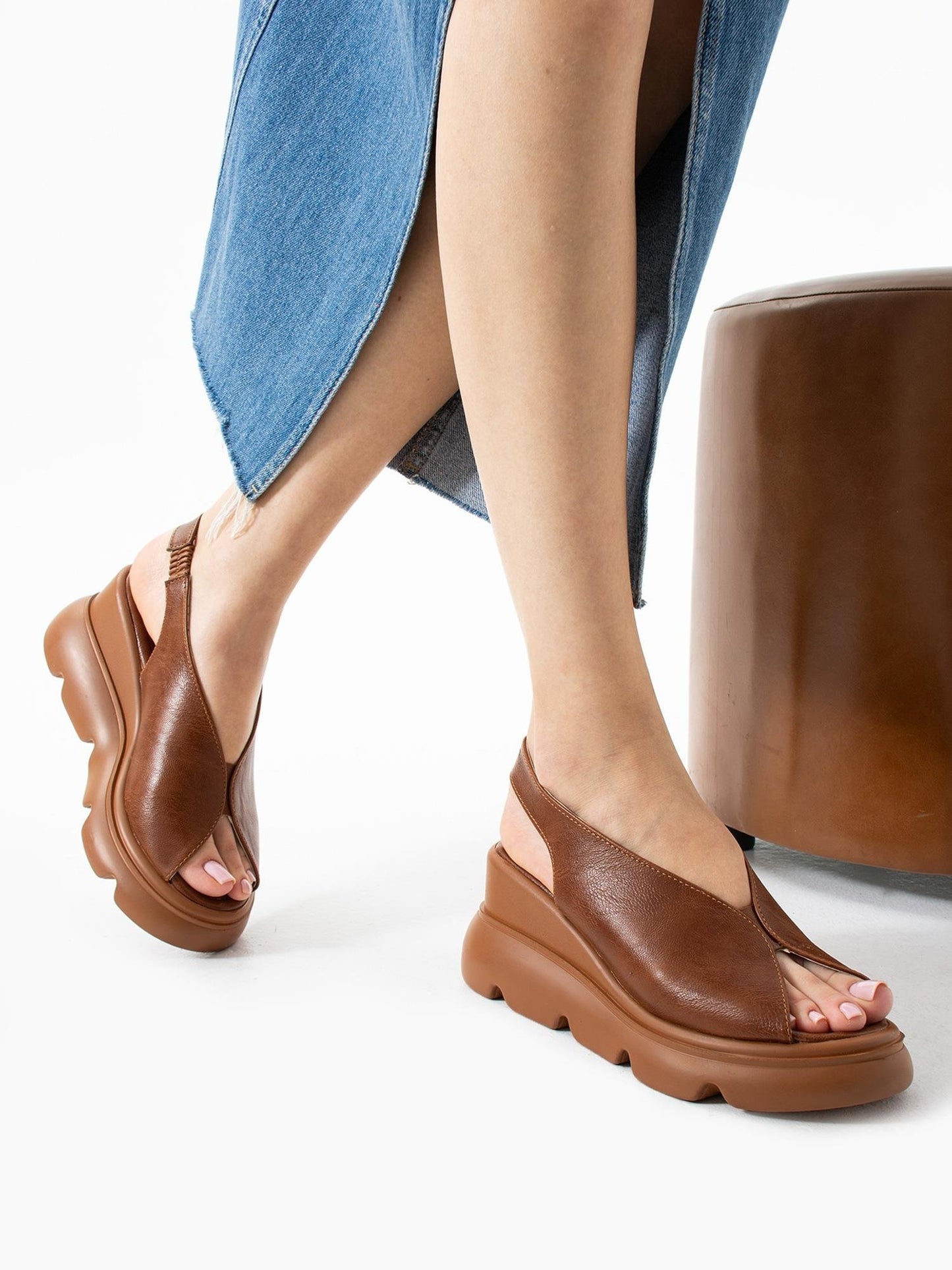 Self-Adjusting Strap Slope Platform Shoes
