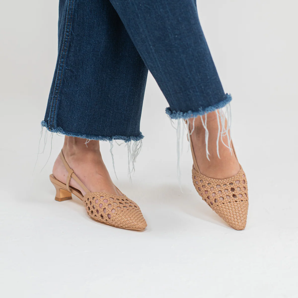 Light Brown Woven Dew Heels