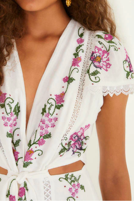 Fresh And Simple Waist-exposed Floral White Dress