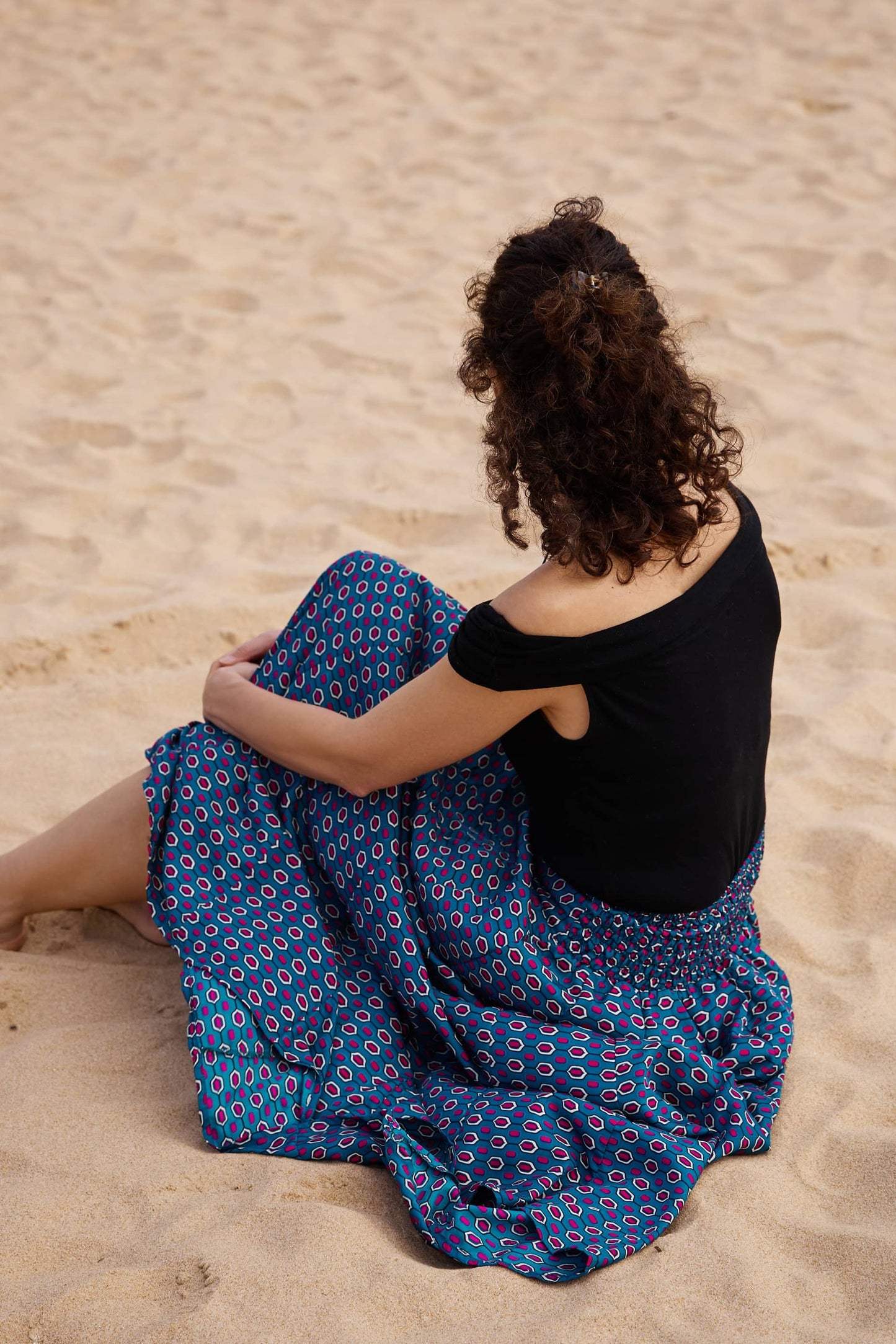 Blue-Bottom Powder-Dot Silk Skirt