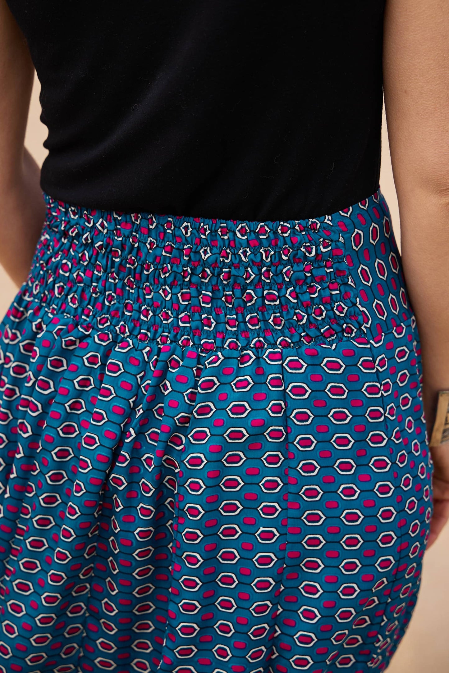 Blue-Bottom Powder-Dot Silk Skirt