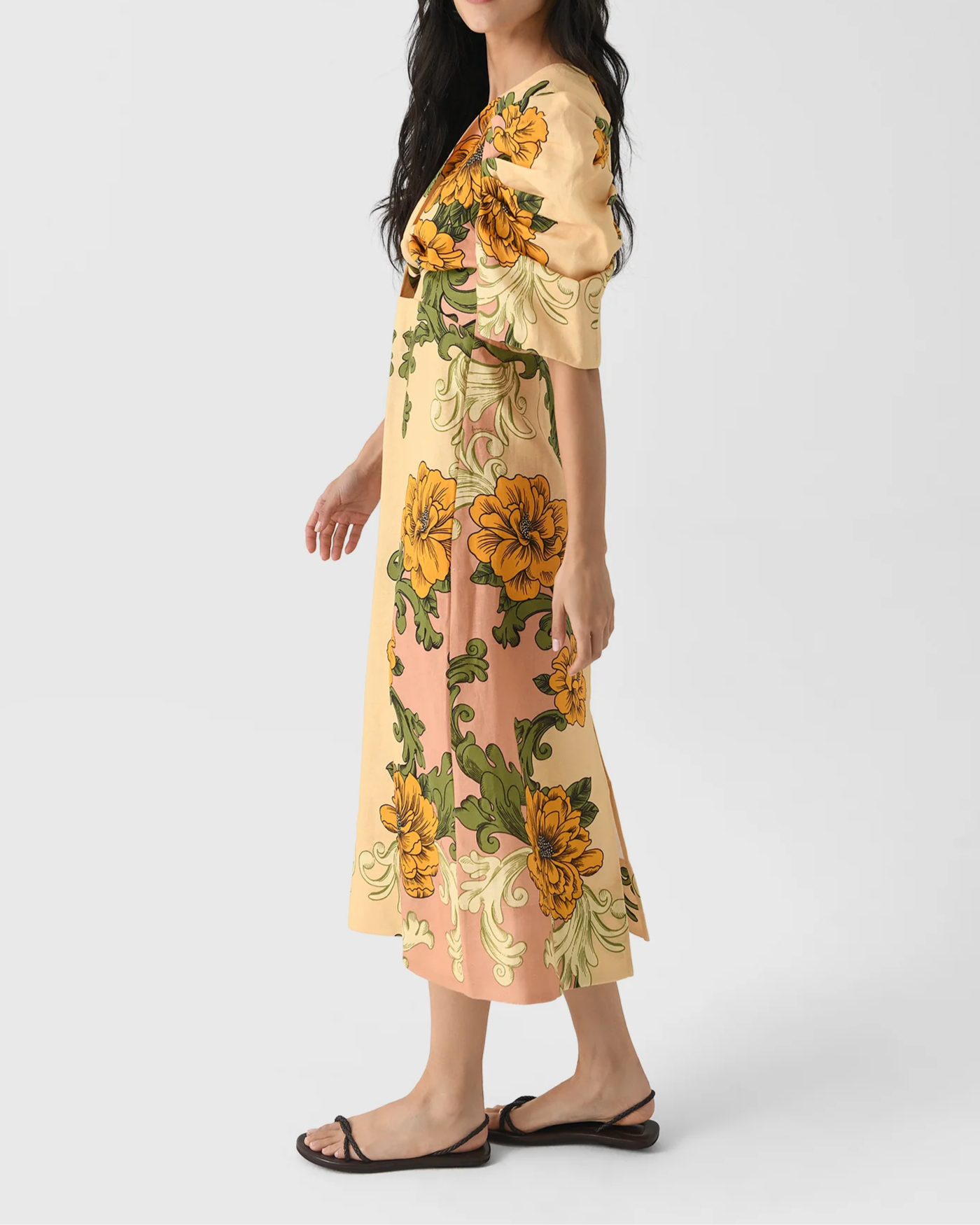 Women's Delicate Flower Arabesques Short Sleeve Midi Dress