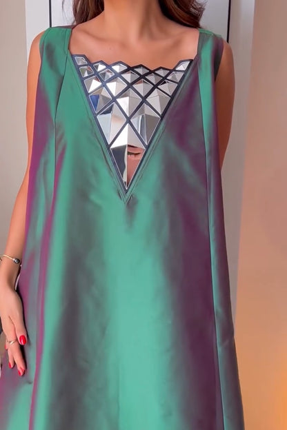 Mirror Phosphor Green Background Color Sling Skirt