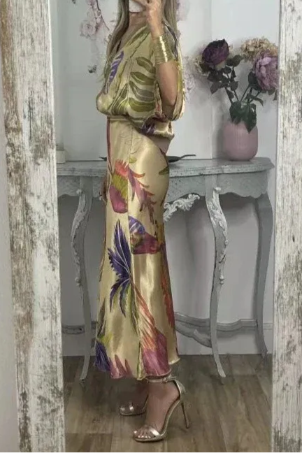 Elegant V-Neck-Two-Piece Dress