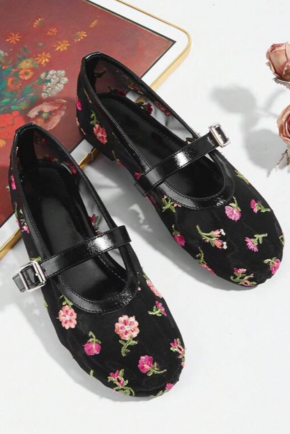 Round Toe Black Embroidered Mesh Breathable Roman Flat Sandals