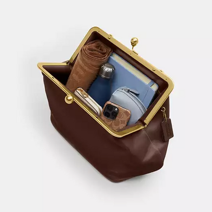 Large Clutch