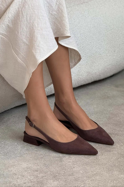 Brown Low-Heeled Strap Sandals