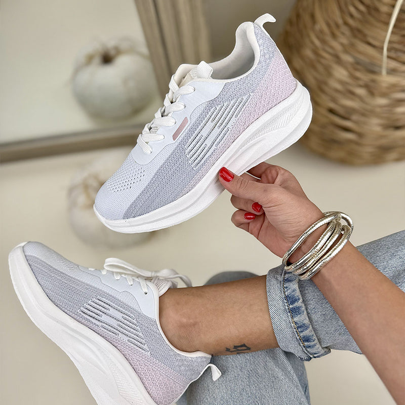 Simple Lightweight Sneaker