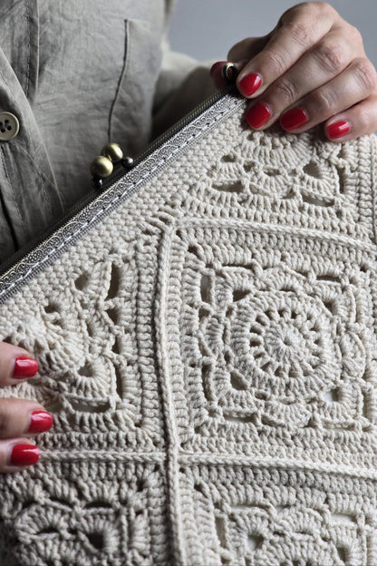 Vintage Woven Button-down Bag