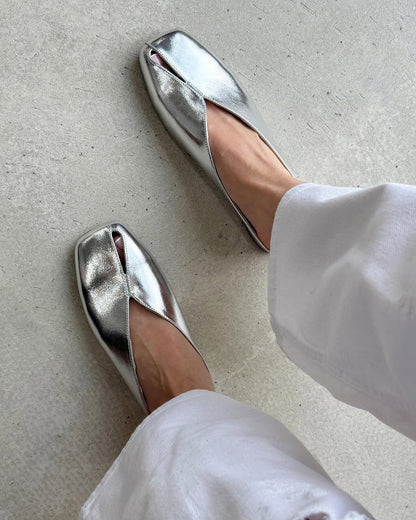 Simple Shiny Slide Sandals