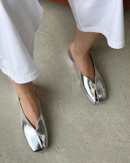 Simple Shiny Slide Sandals
