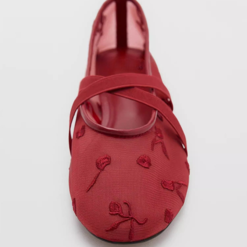 Mesh Embroidered Flower Round-toe Cross-strap Ballet Flats