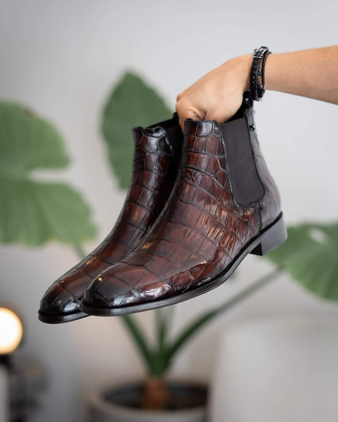 Exquisite Crocodile Chelsea Boots