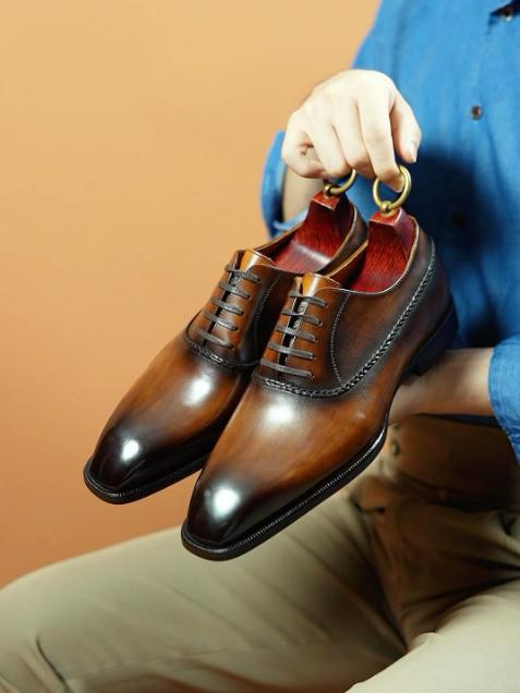 Derby elegant shoes